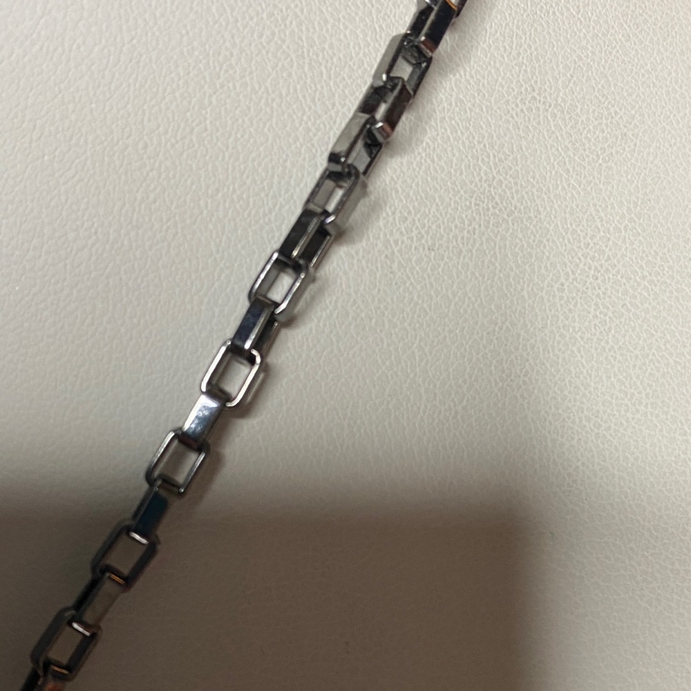 10/$10 Hematite and Crystal Accent necklace - Picture 3 of 4